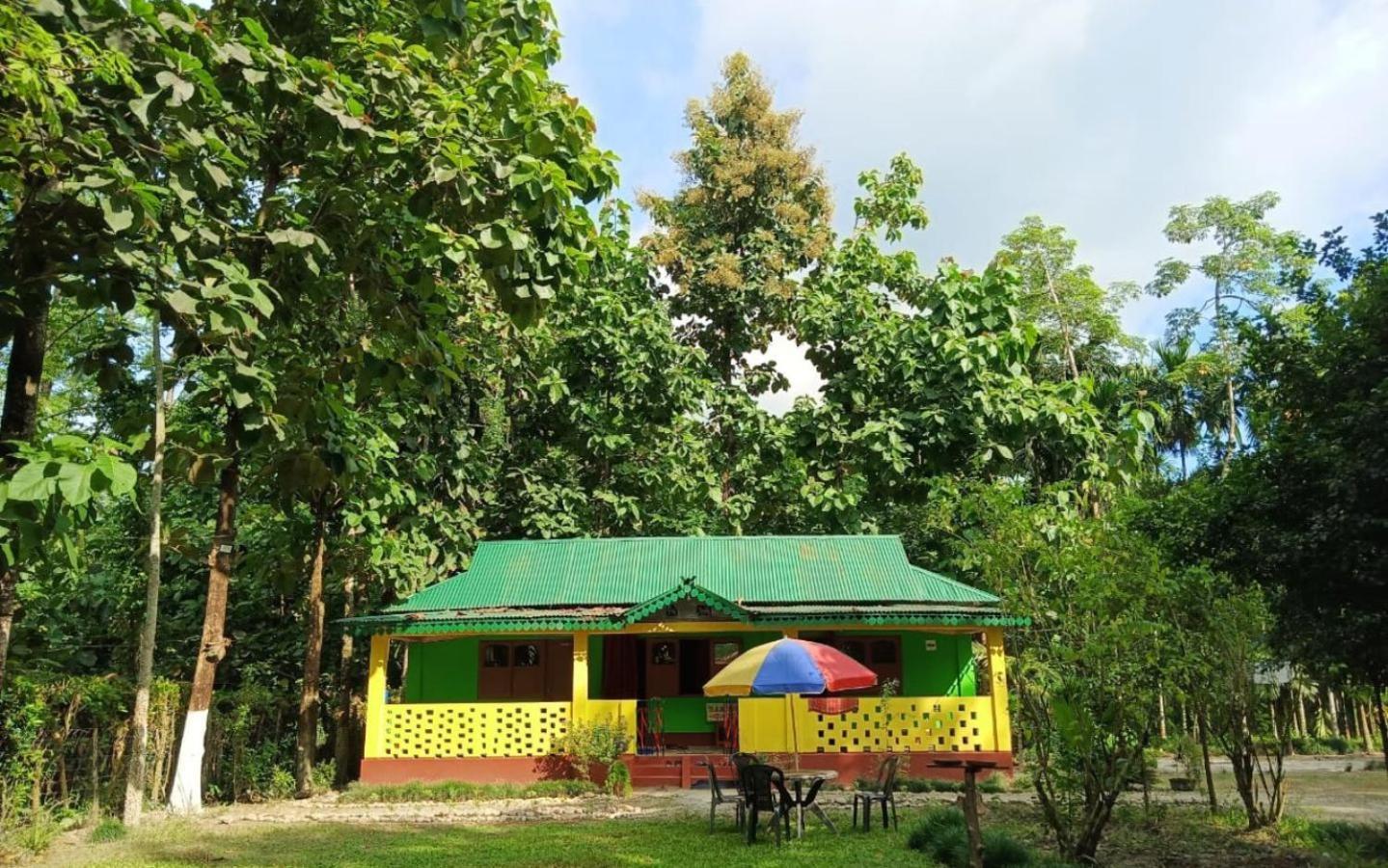 Leo Jungle Retreat By Stayapart , Jaldapara Madari Hat Exterior foto