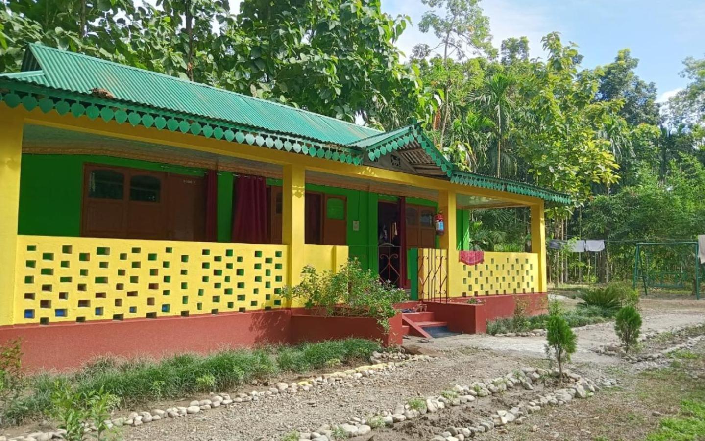 Leo Jungle Retreat By Stayapart , Jaldapara Madari Hat Exterior foto